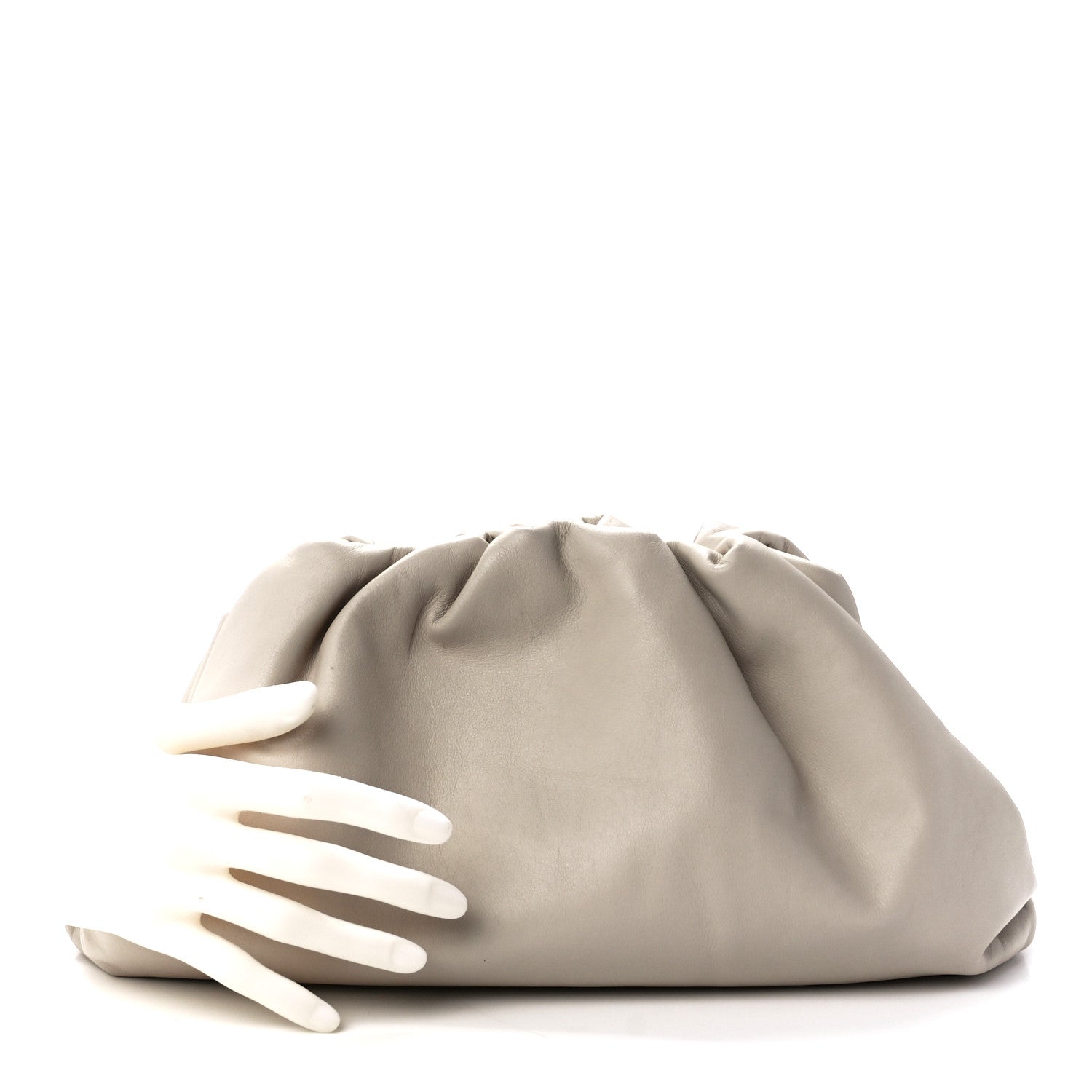 Bottega Veneta Smooth Butter Calf The Pouch Oversized Clutch Plaster 2 of 12