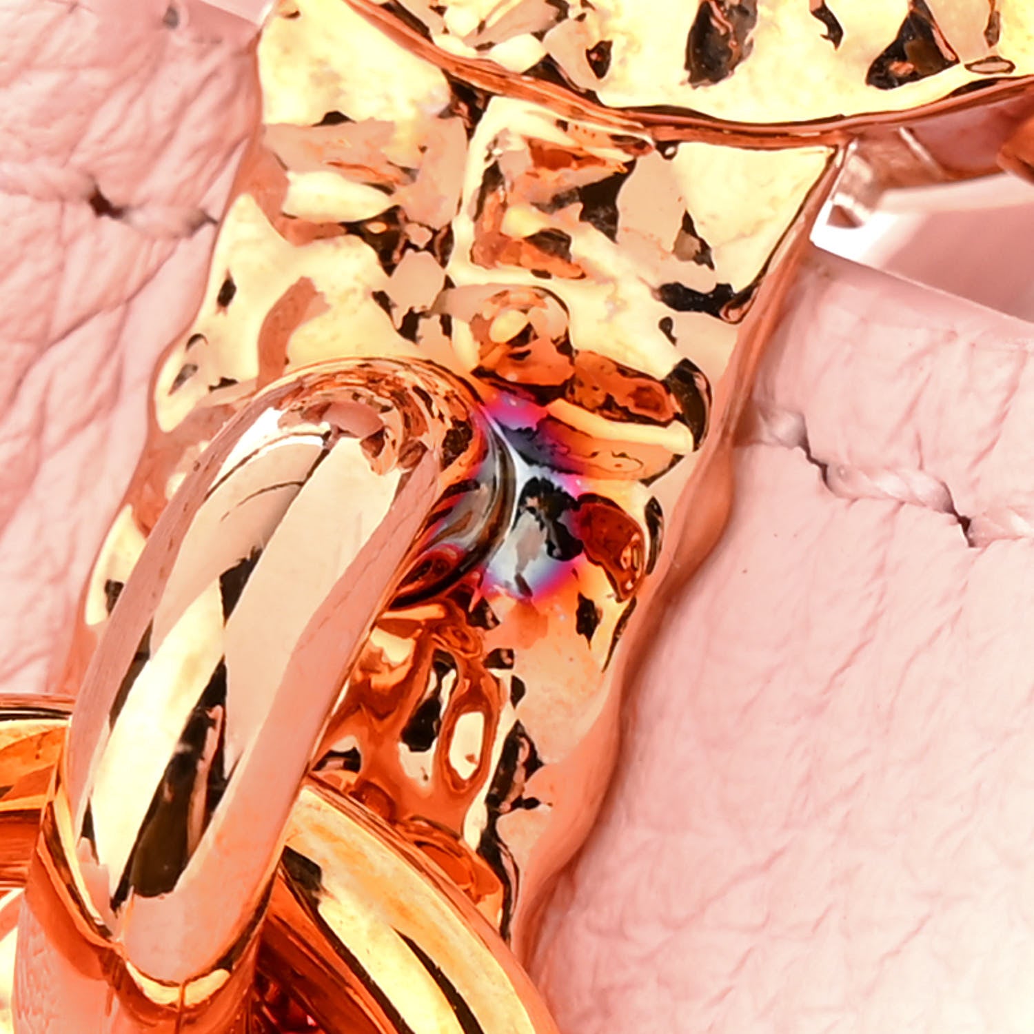 Louis Vuitton Taurillon Capucines East West Mini Rose Jasmin 10 of 11
