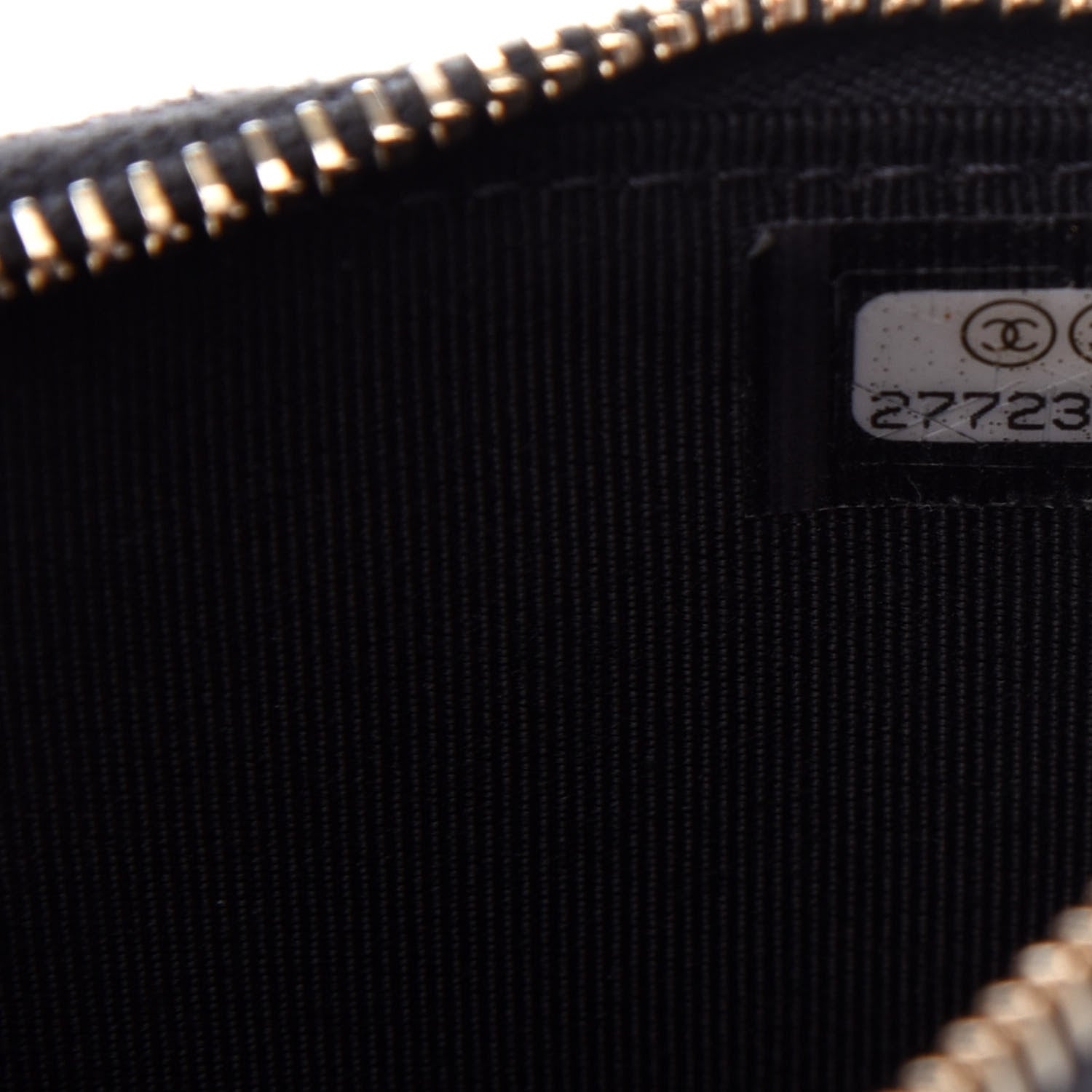 Chanel Iridescent Caviar Quilted Classic iPhone Pouch Black 7 of 9