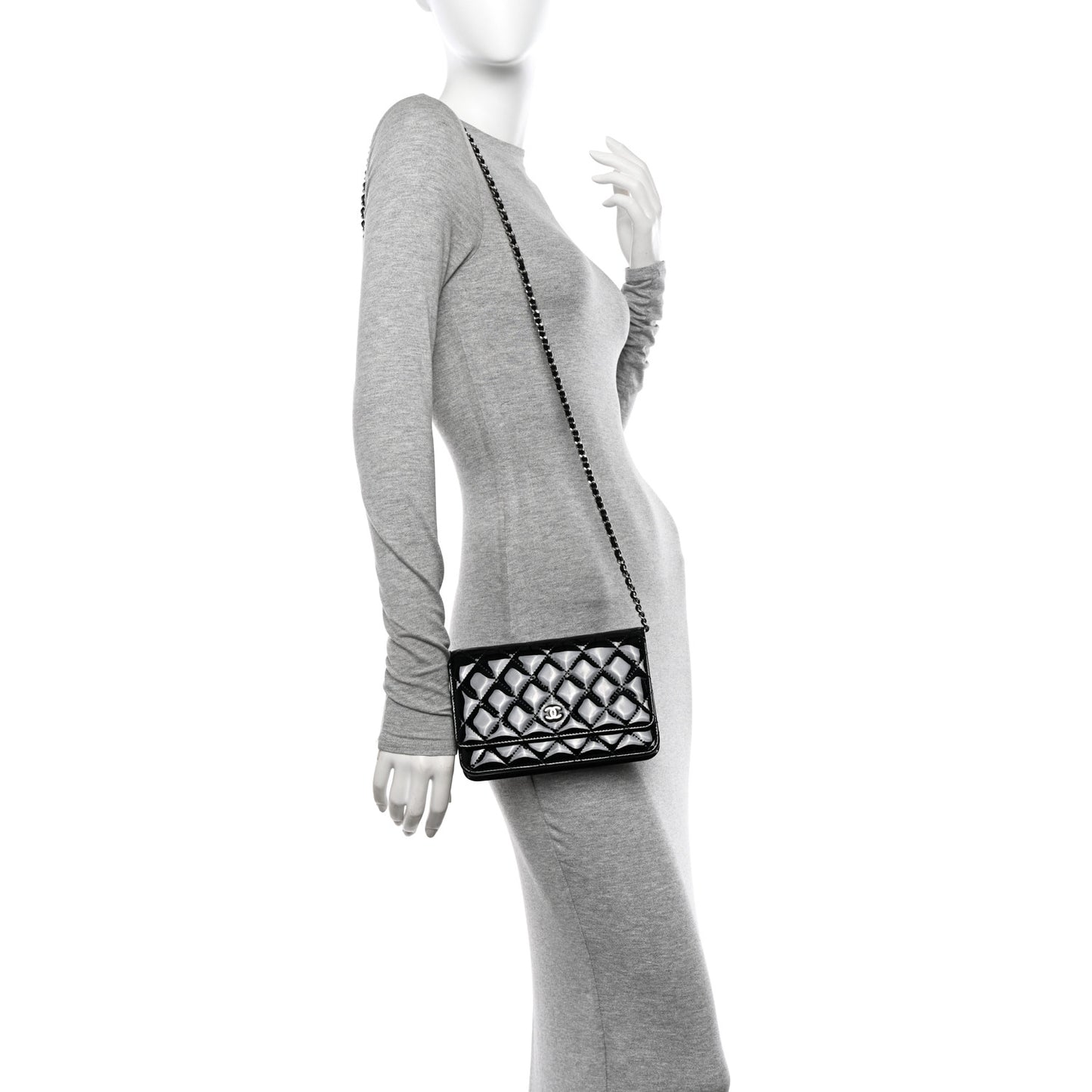Patent Quilted Wallet On Chain WOC Black