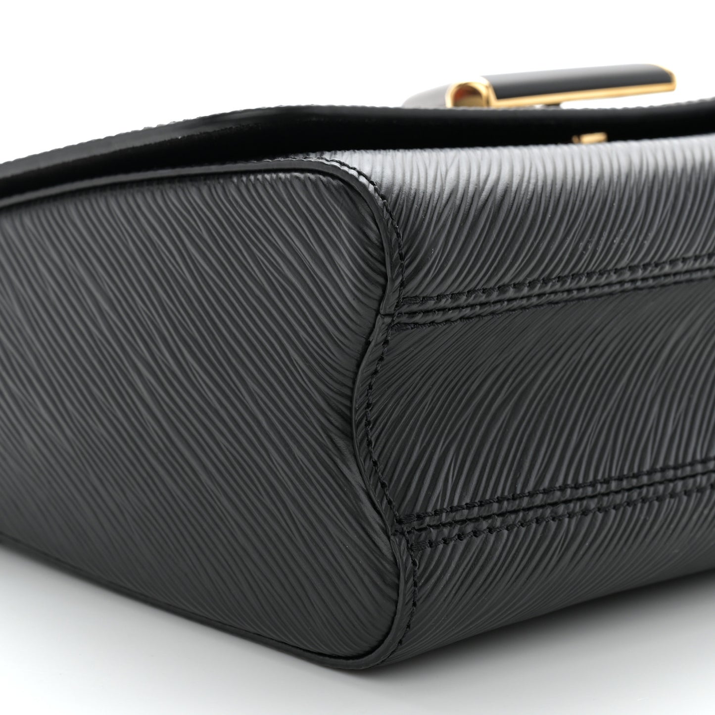 Epi Twist Shoulder Bag MM Matte Black
