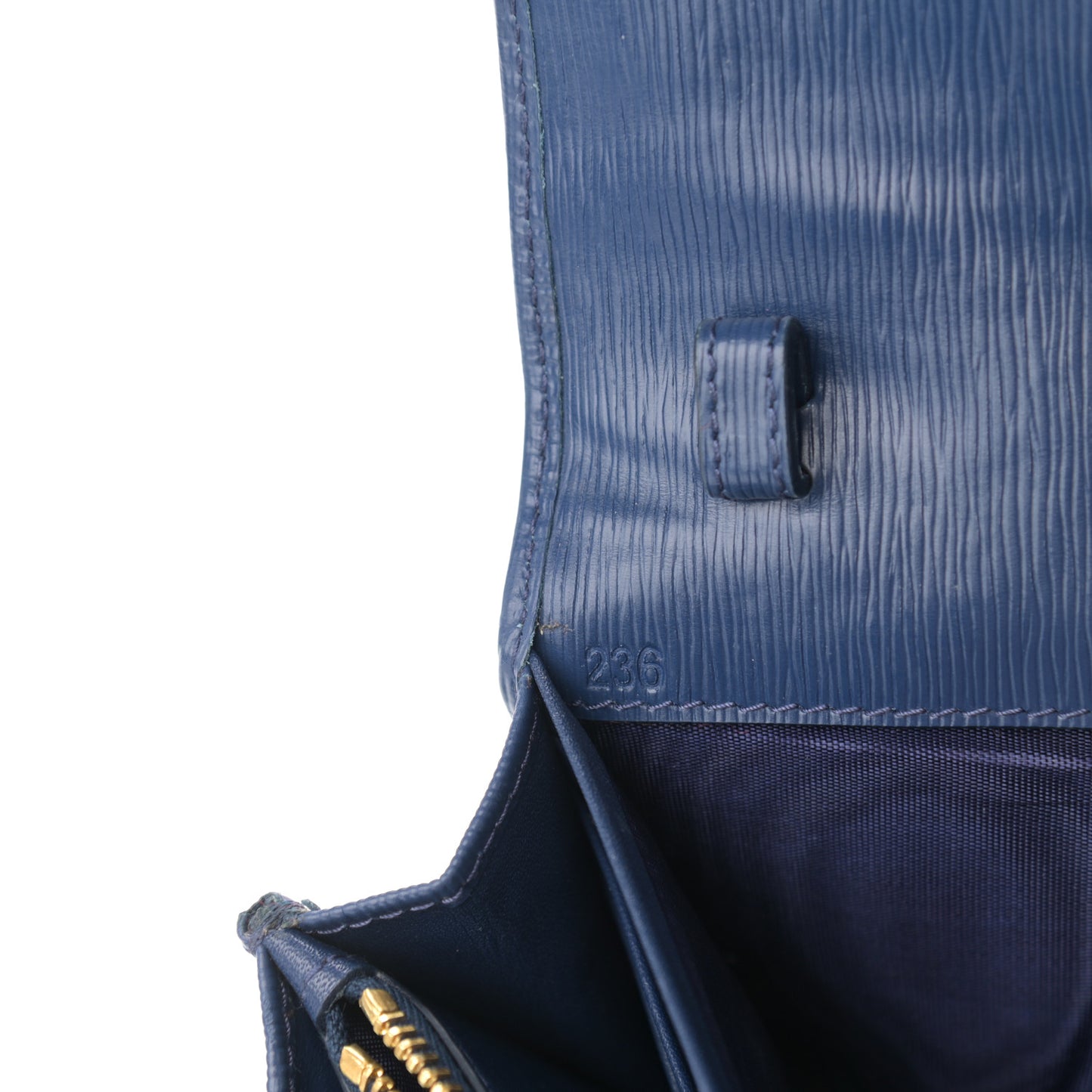 Vitello Move Chain Wallet Bleuette