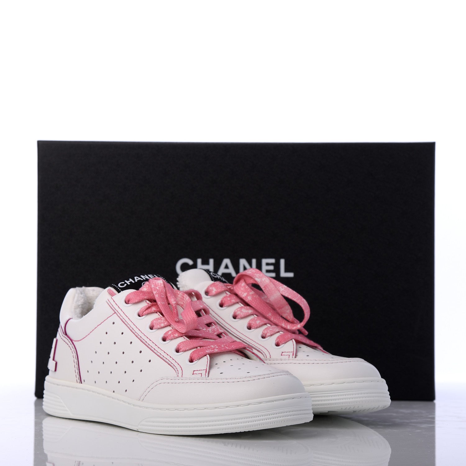 Chanel Calfskin Womens Logo Sneakers 37.5 White Pink 10 of 10