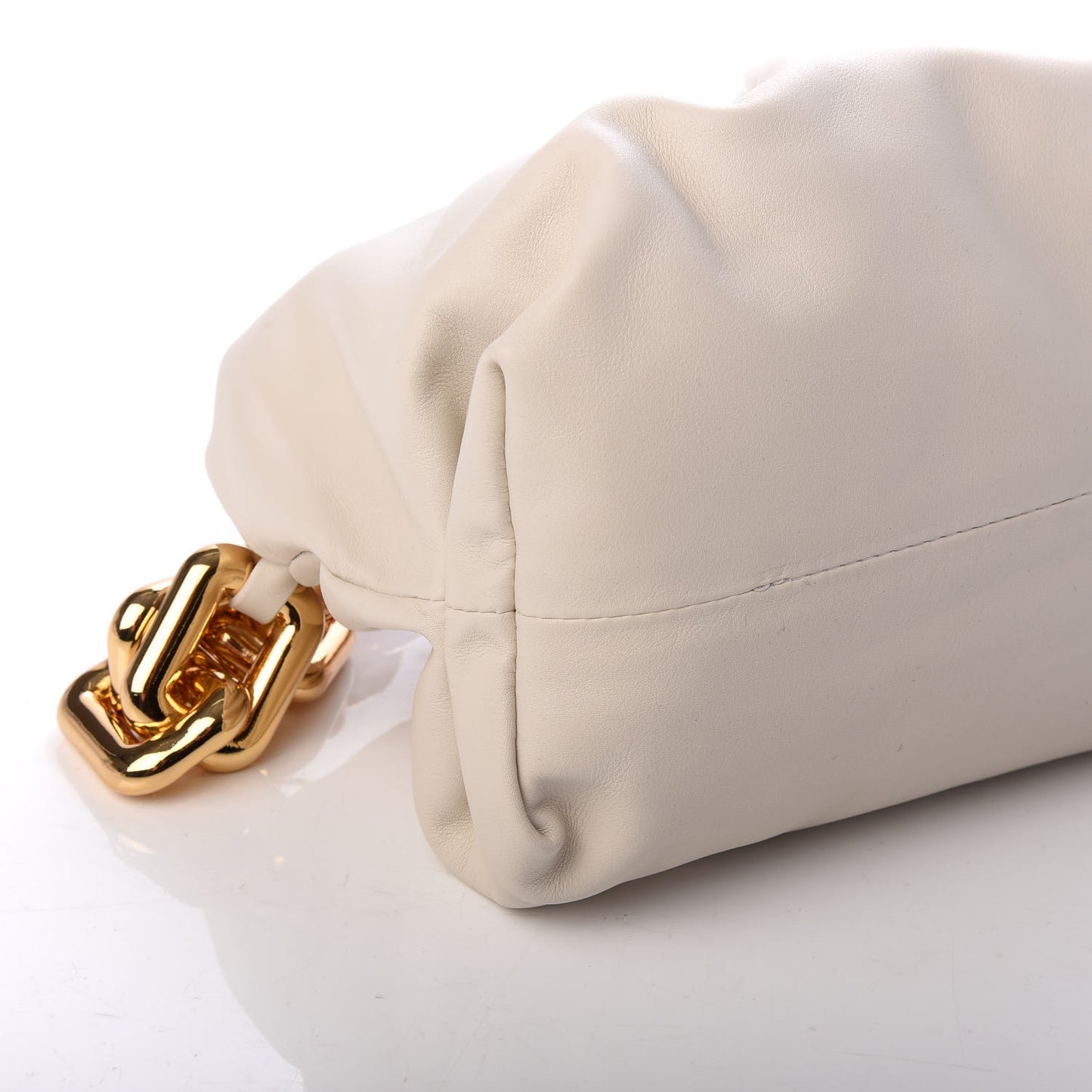 Calfskin The Pouch Chain Plaster