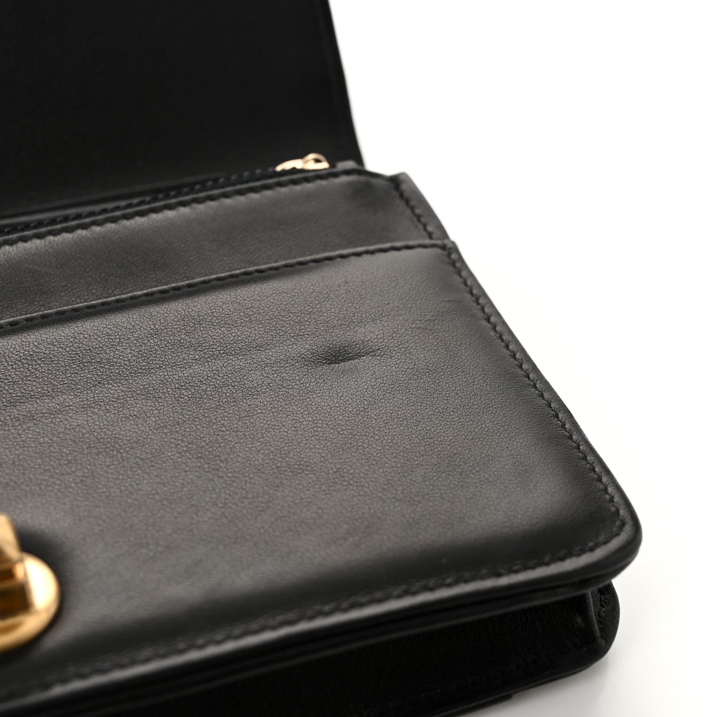 Lambskin Pyramid Wallet On Chain WOC Black