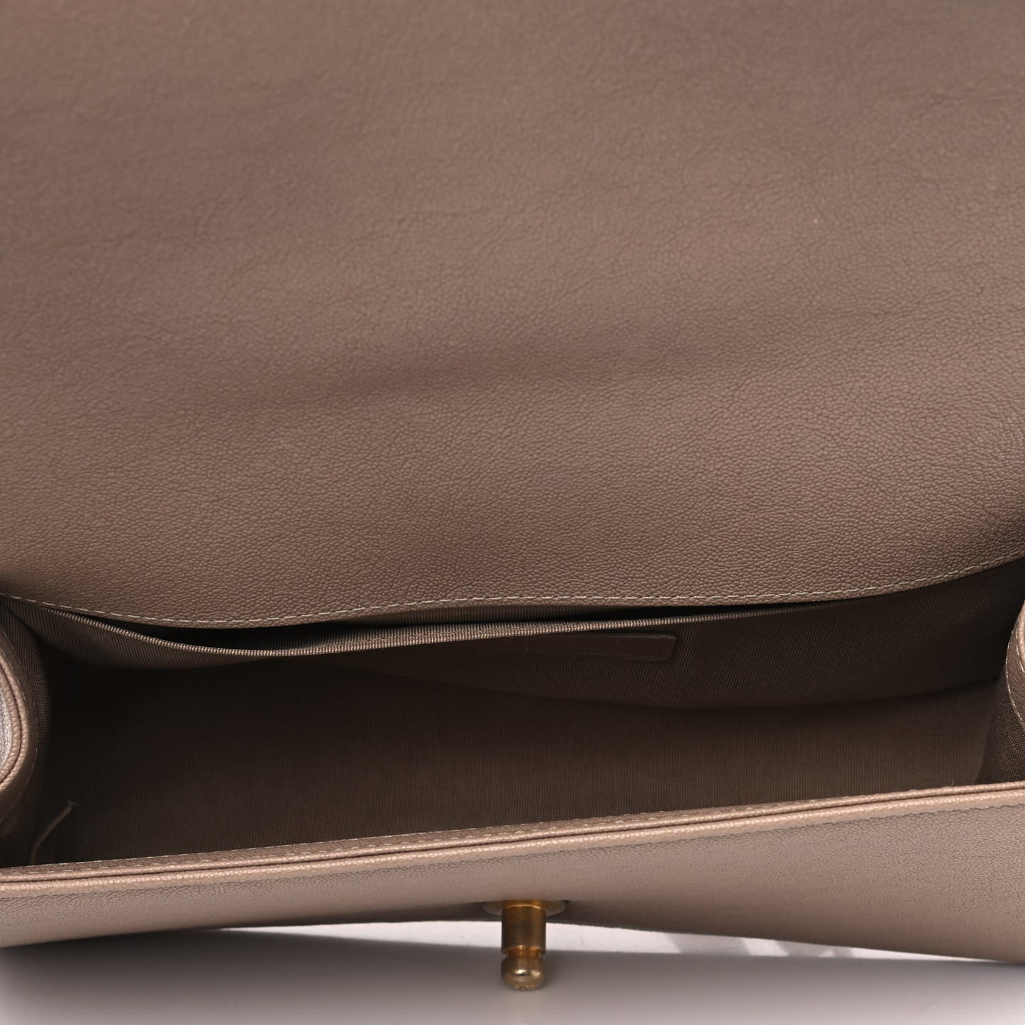 Caviar Quilted Medium Boy Flap Beige