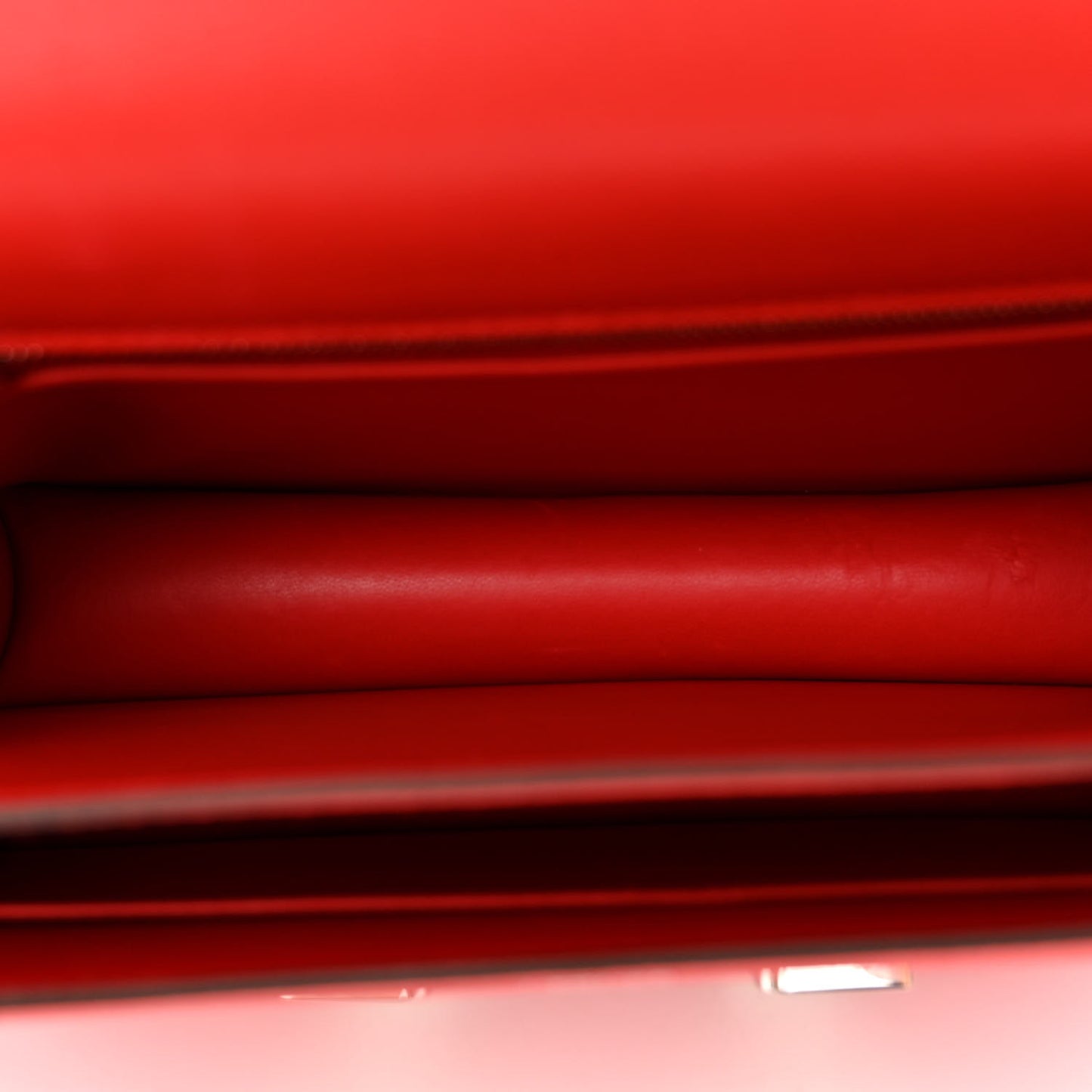 Epsom Constance 24 Rouge de Coeur