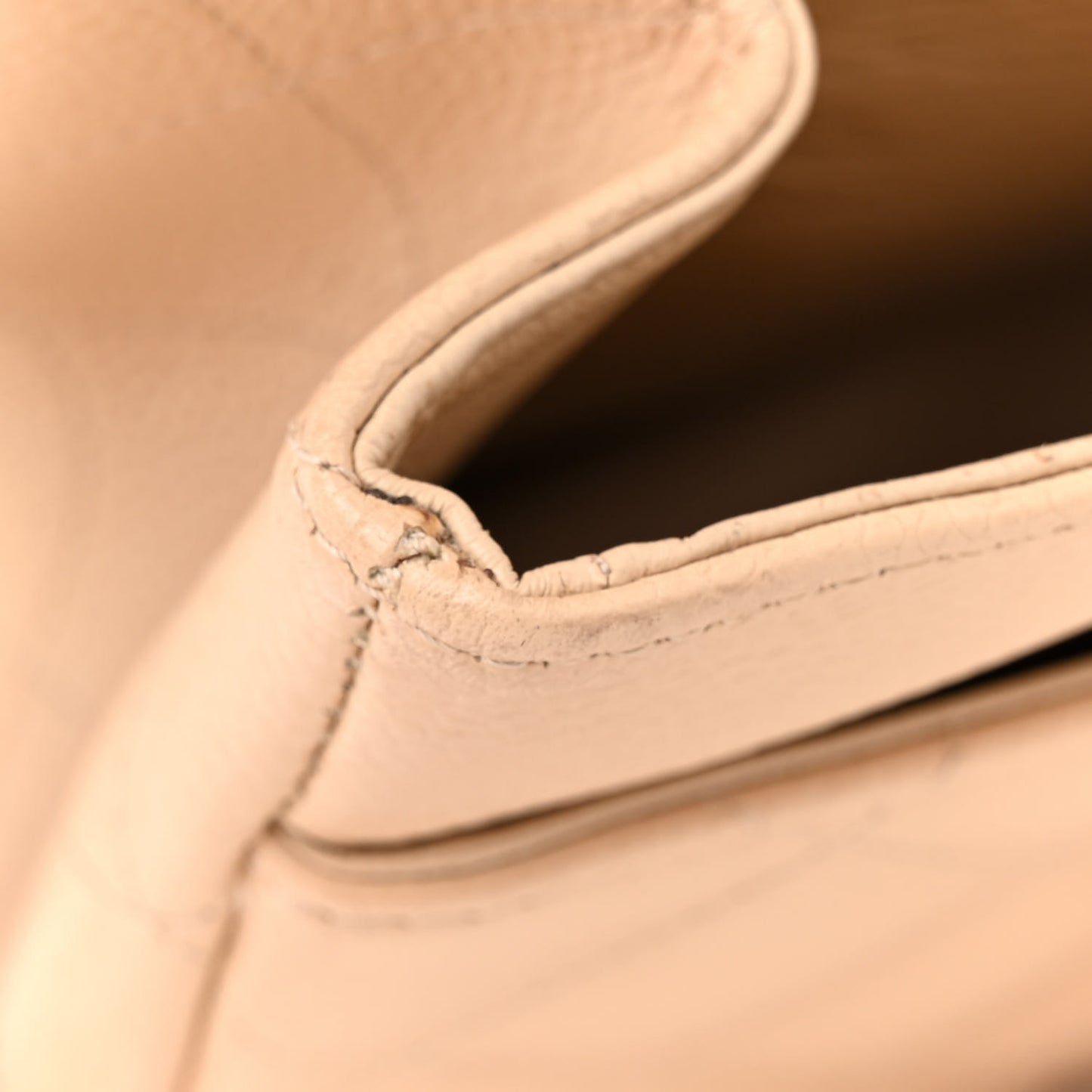 Caviar Quilted Jumbo Double Flap Beige Clair