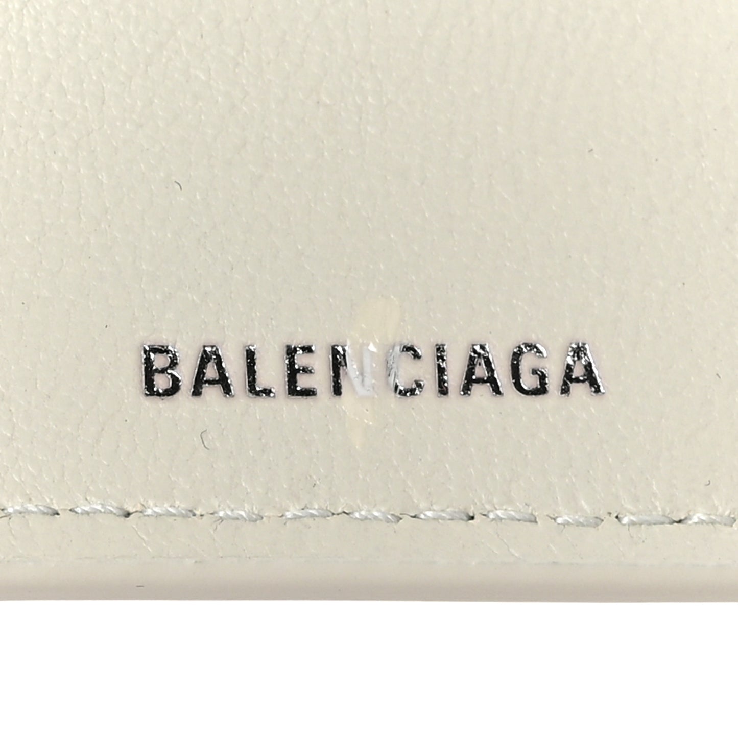 Grained Calfskin Logo Mini Cash Wallet White Light Green