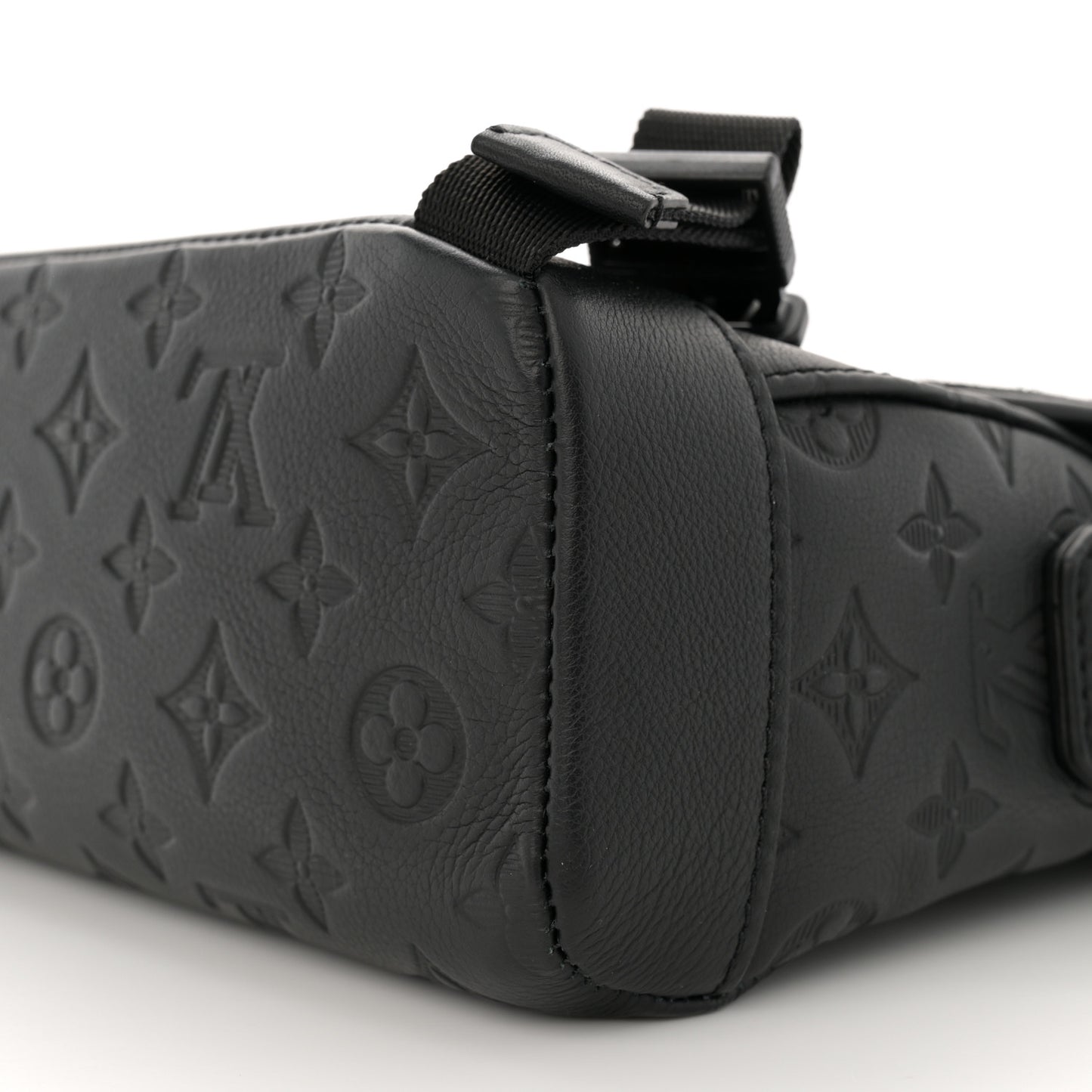 Calfskin Monogram Shadow Messenger Voyager PM  Black