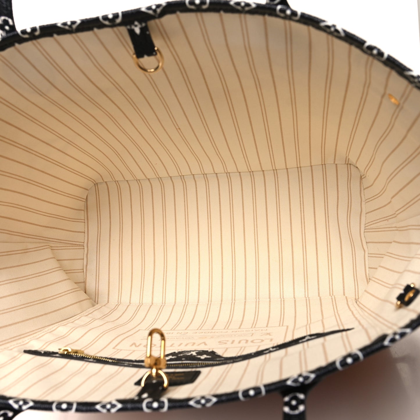LOUIS VUITTON Monogram Giant Jungle Neverfull MM Ivory
