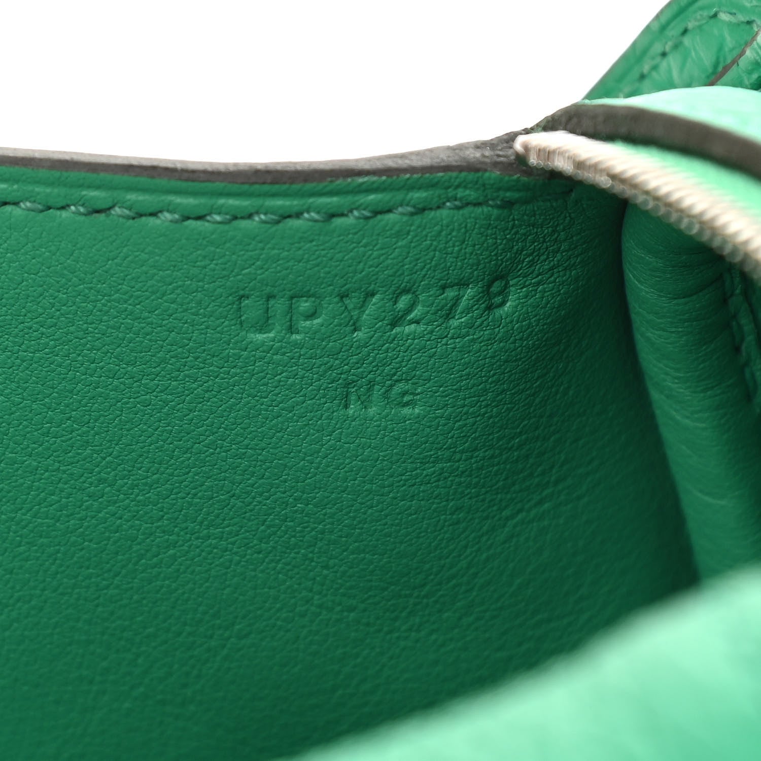 Hermes Taurillon Clemence Mini Lindy 20 Menthe 7 of 11