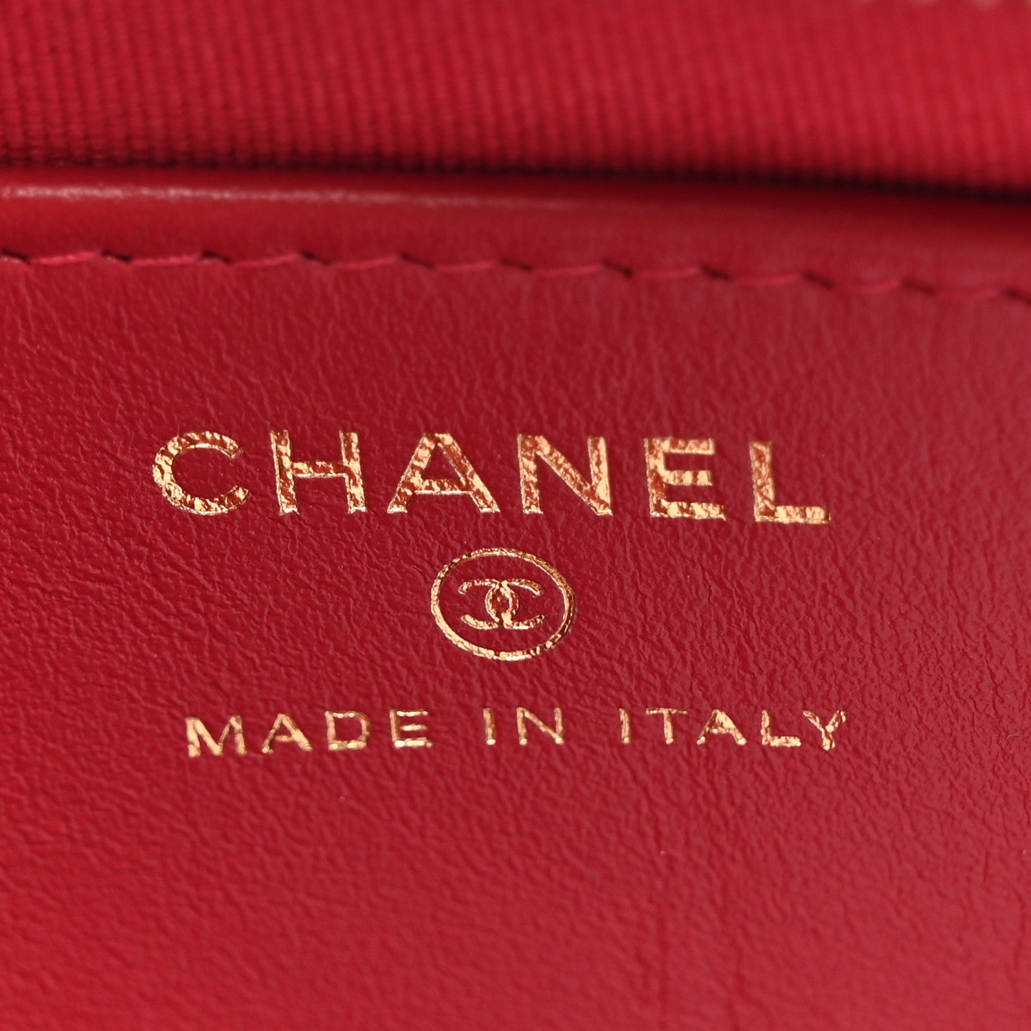 Chanel Crumpled Calfskin Quilted Braided CC Small Hobo Red 6 of 16