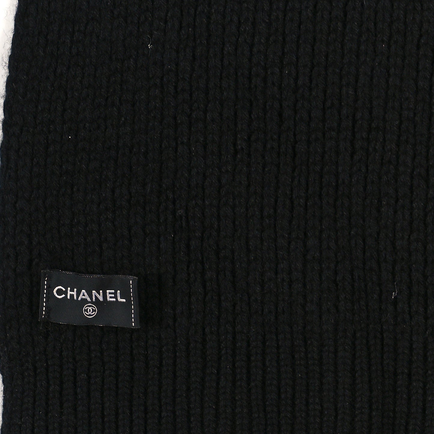 Cashmere Knit CC Scarf Black White