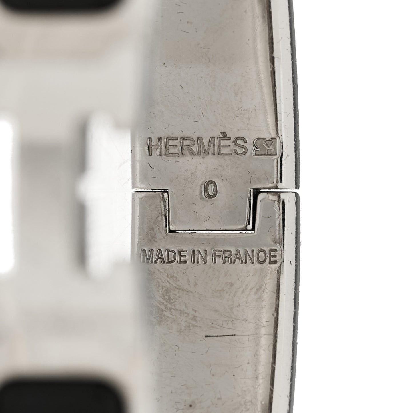 Enamel Narrow Clic Clac H Bracelet PM Black