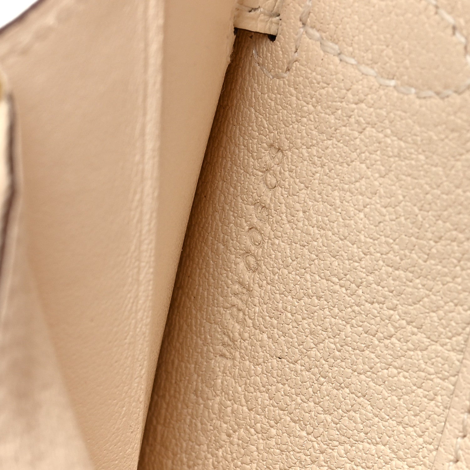 Hermes Ostrich Kelly Wallet To Go Craie 7 of 11