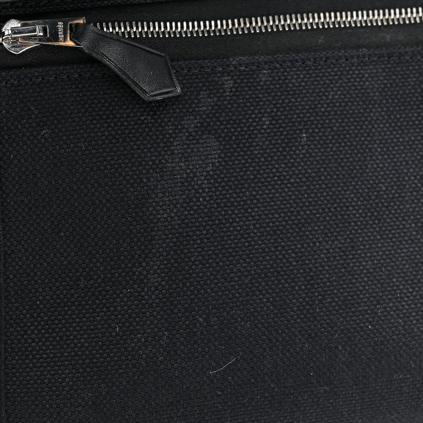 Military Toile Vache Hunter Herbag Zip PM 31 Black