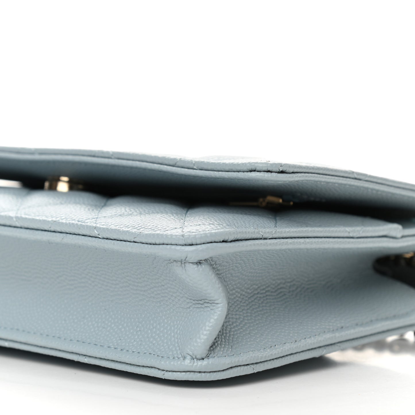 Caviar Quilted Wallet On Chain WOC Light Blue