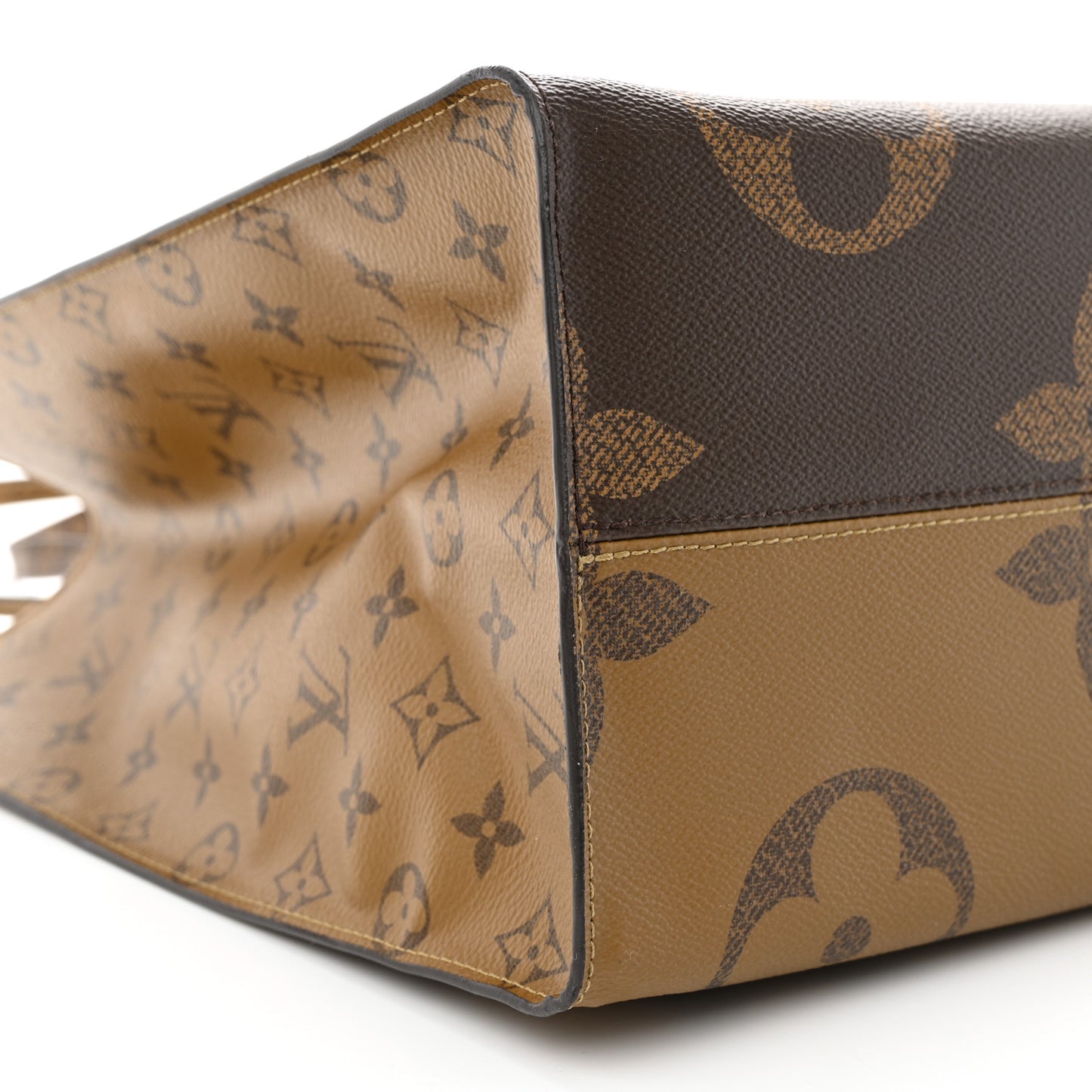 LOUIS VUITTON Reverse Monogram Giant Onthego GM