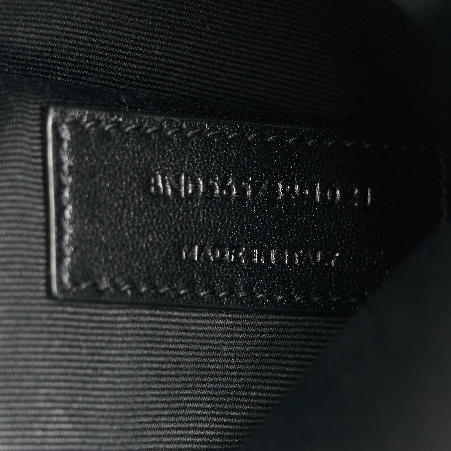 Saint Laurent Grain De Poudre Uptown Pouch Crema Soft 7 of 8