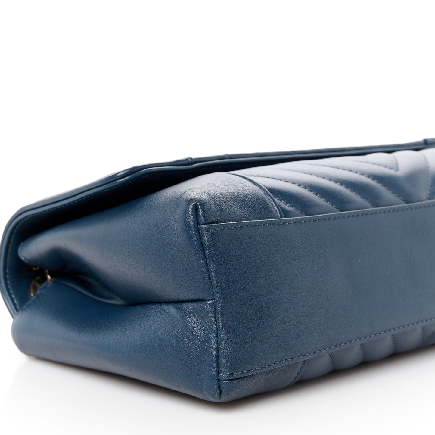 Calfskin Quilted Medium Daily Chevron Flap Navy Blue