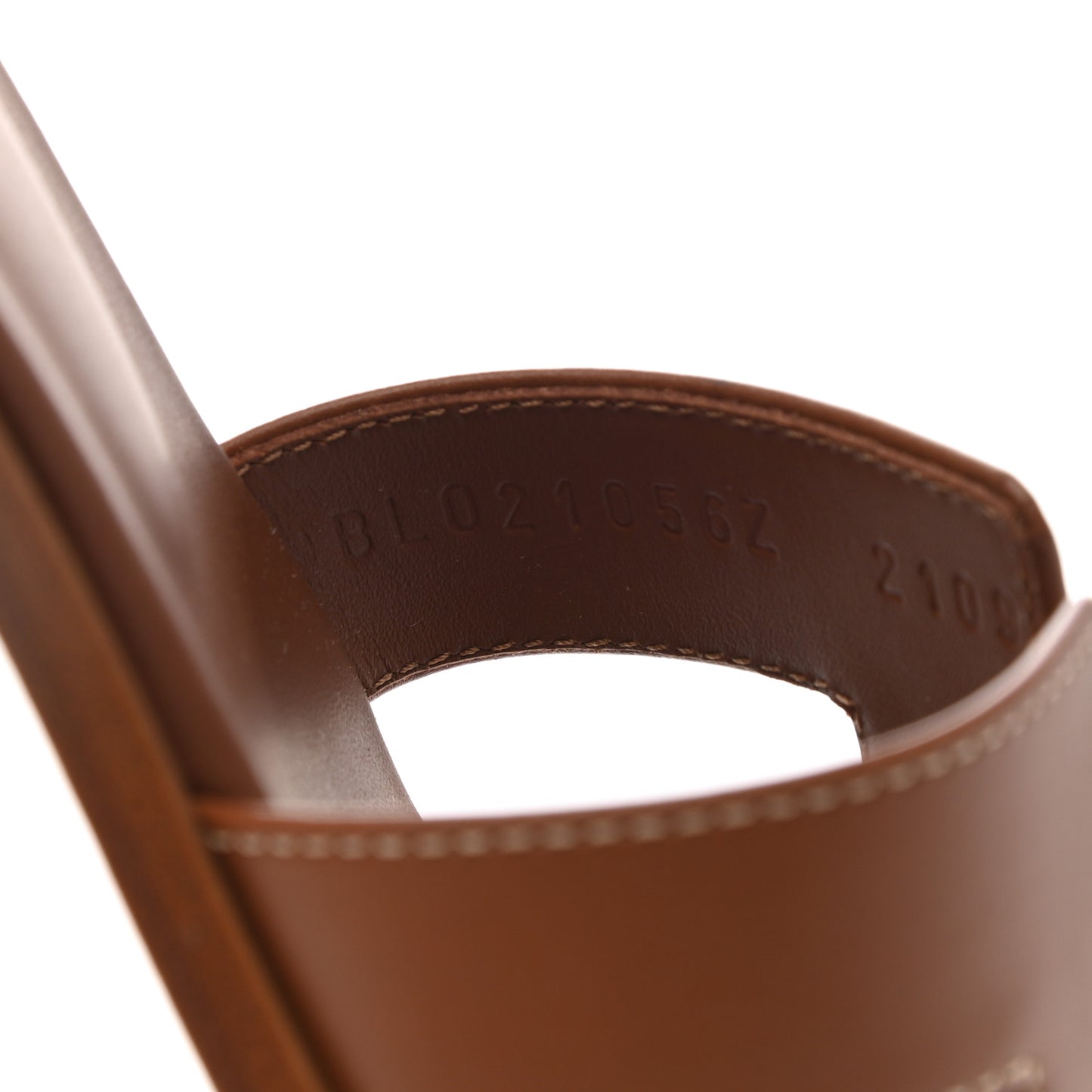 Box Calfskin Oran Sandals 37 Gold