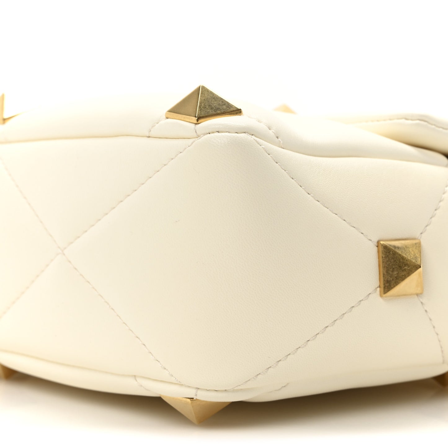 Nappa Large Roman Stud Shoulder Bag Ivory