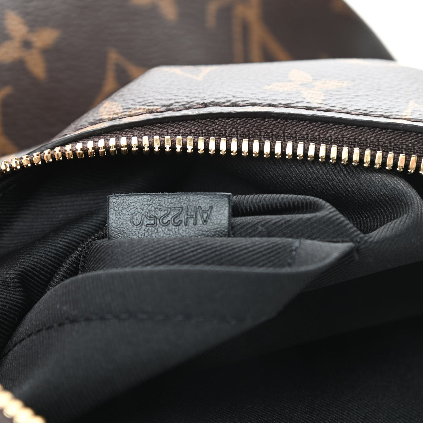 Monogram Odeon MM Black