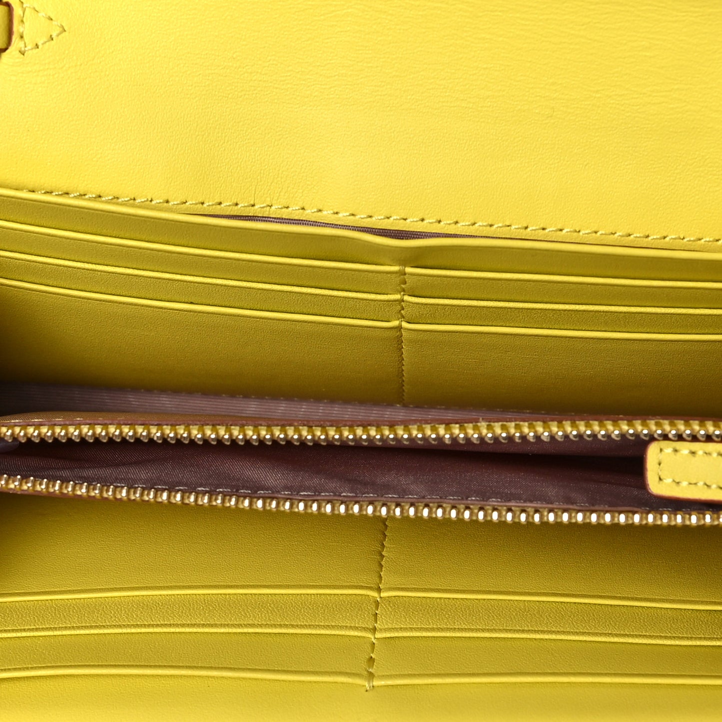 Visetos Large Patricia Wallet On Chain Block Pink Yellow