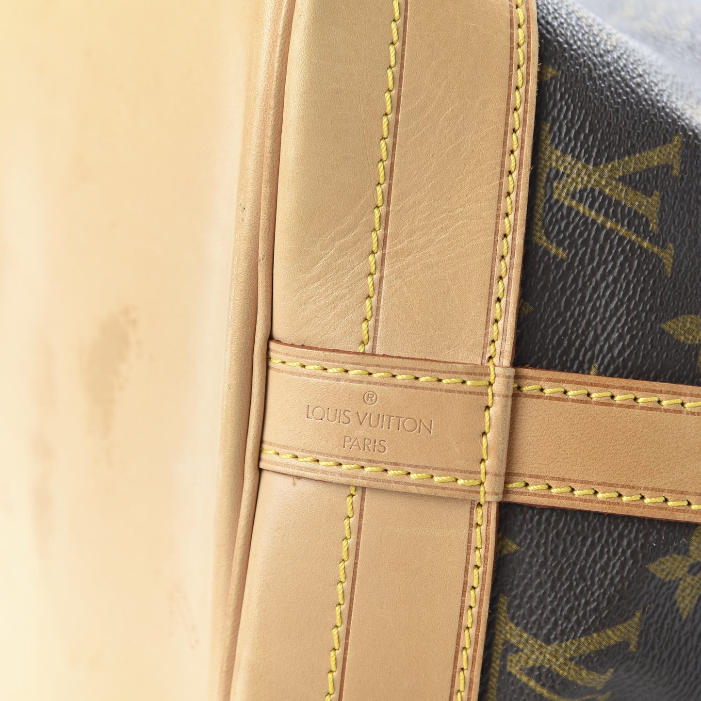 Monogram Noe