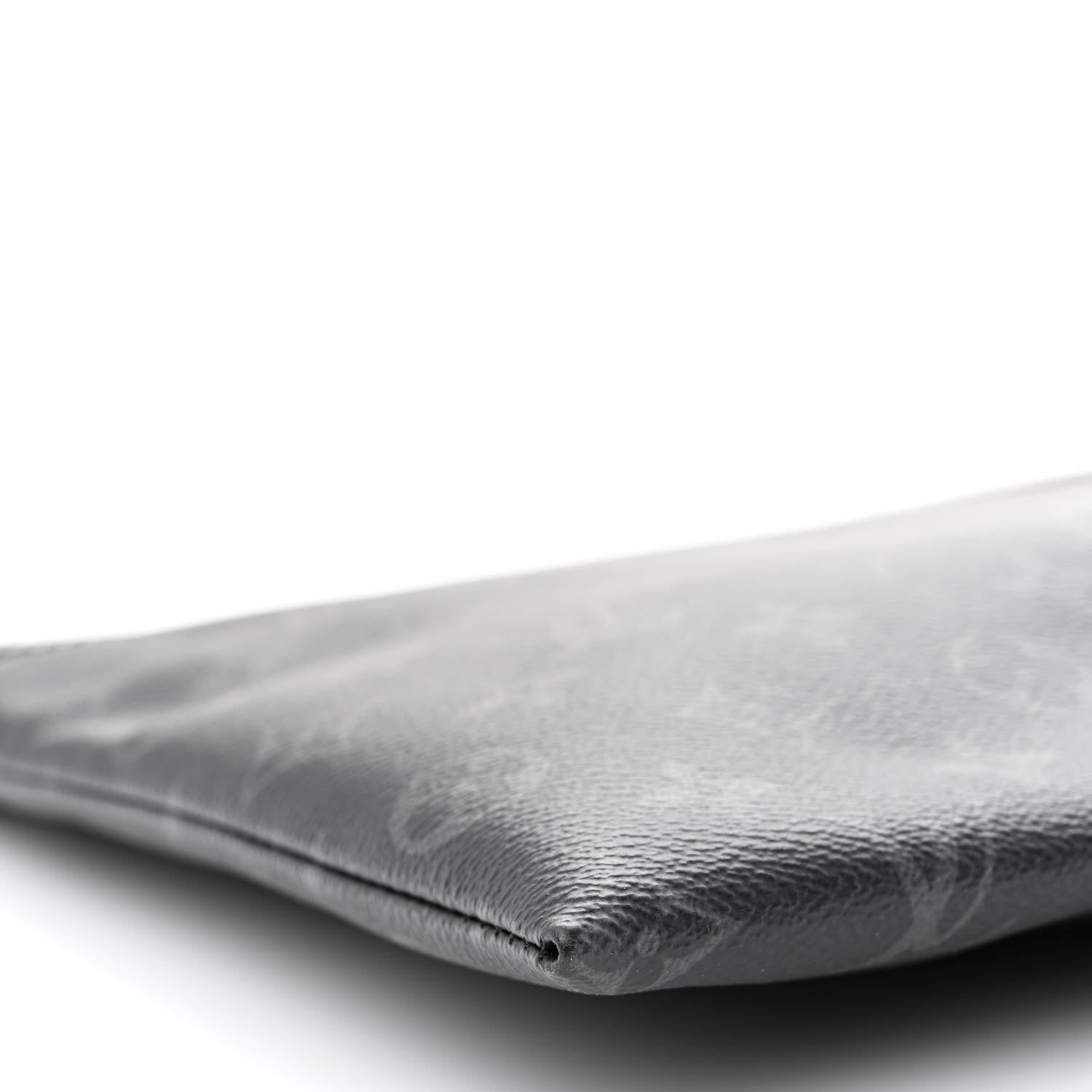 Louis Vuitton Monogram Eclipse Discovery Pochette GM 9 of 10