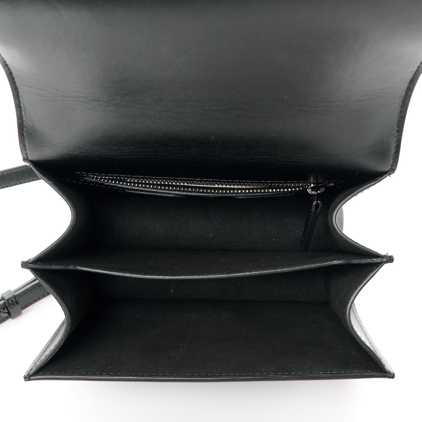 Calfskin Knuckle Crossbody Black