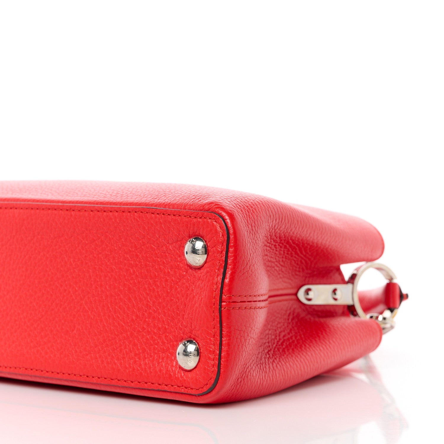 Louis Vuitton Taurillon Capucines BB Rubis 9 of 9