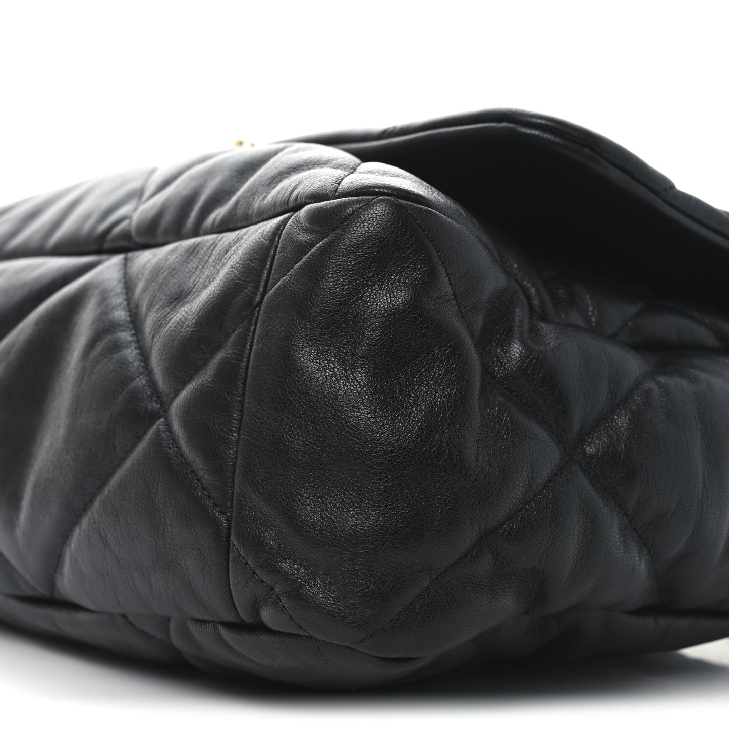 Goatskin Quilted Maxi Chanel 19 Flap Black