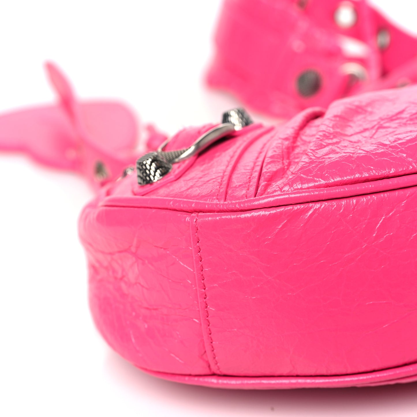 Agneau Arena Le Cagole Shoulder Bag XS Violet Fuchsia