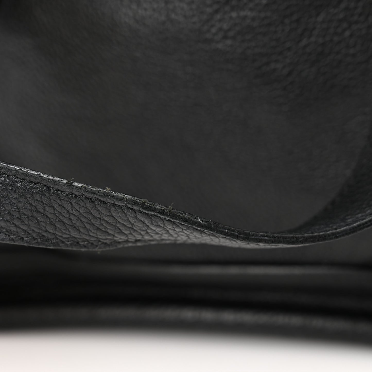 Calfskin Medium PARATY Black