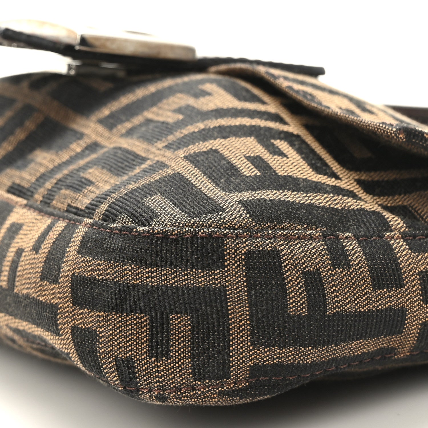 Fendi Zucca Baguette Tobacco 8 of 10