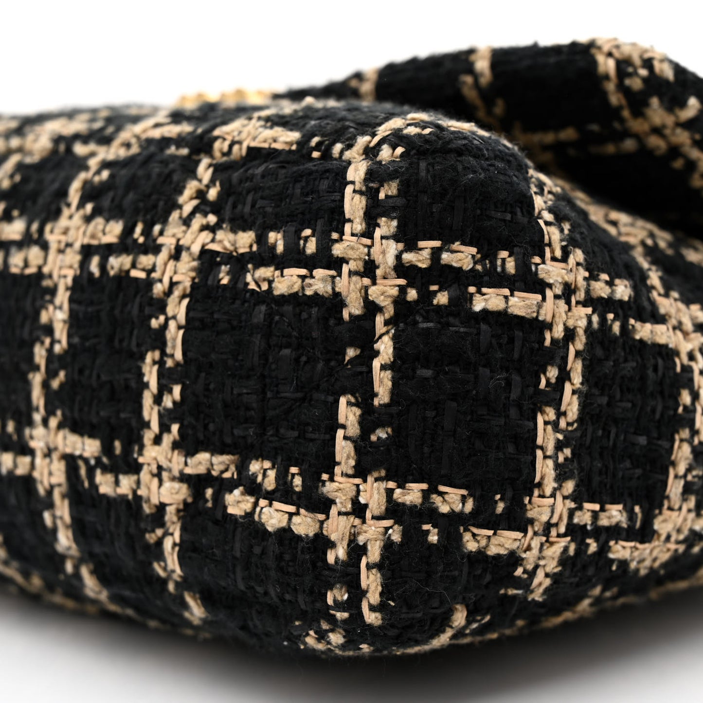 Tweed Quilted Medium Chanel 19 Flap Black Beige