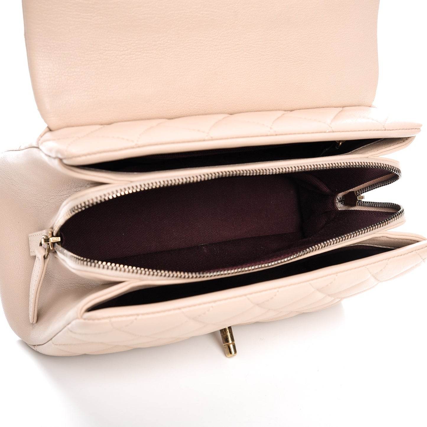 Shiny Sheepskin Quilted Small Trapezio Flap Beige