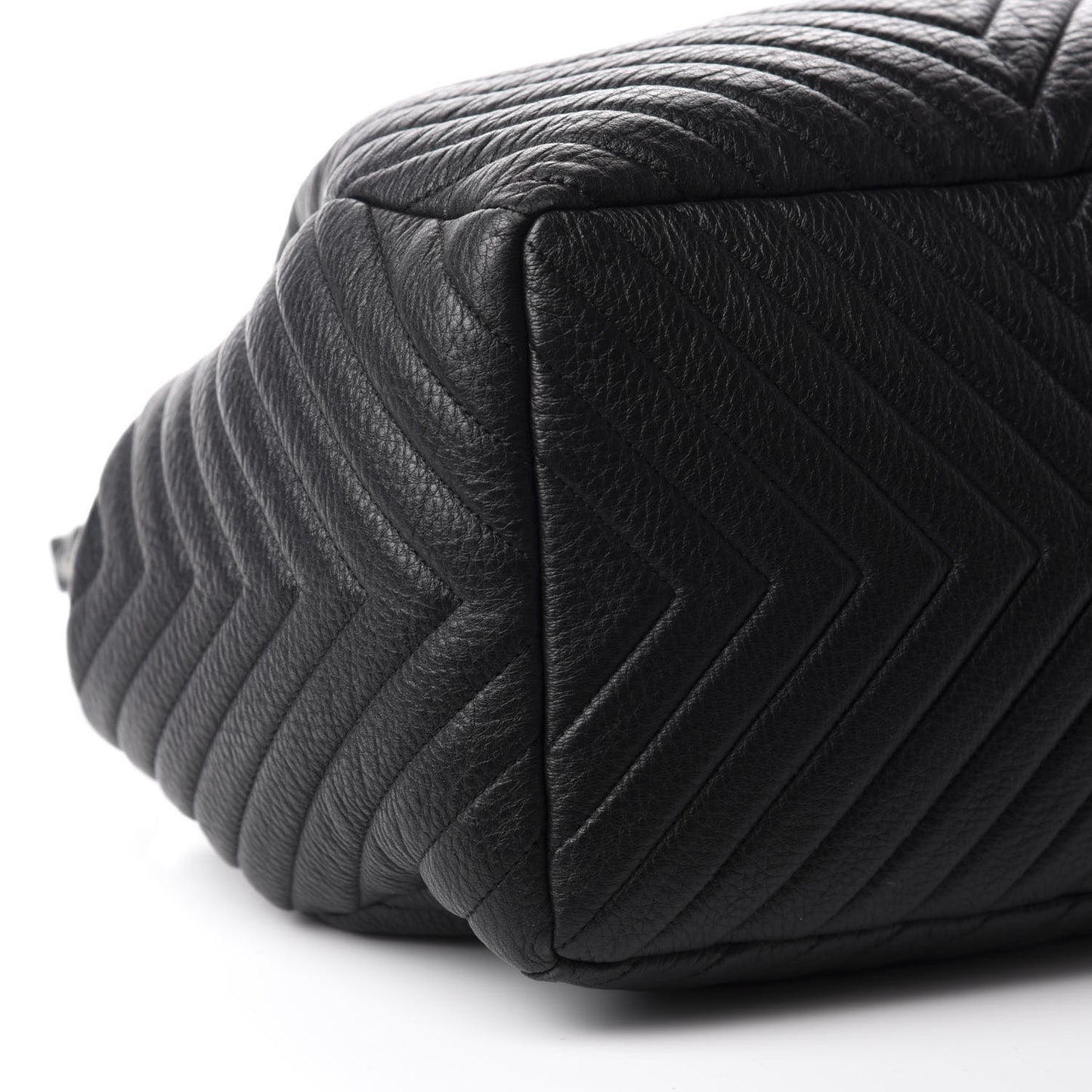 Deerskin Chevron Large CC Chain Bucket Drawstring Bag Black