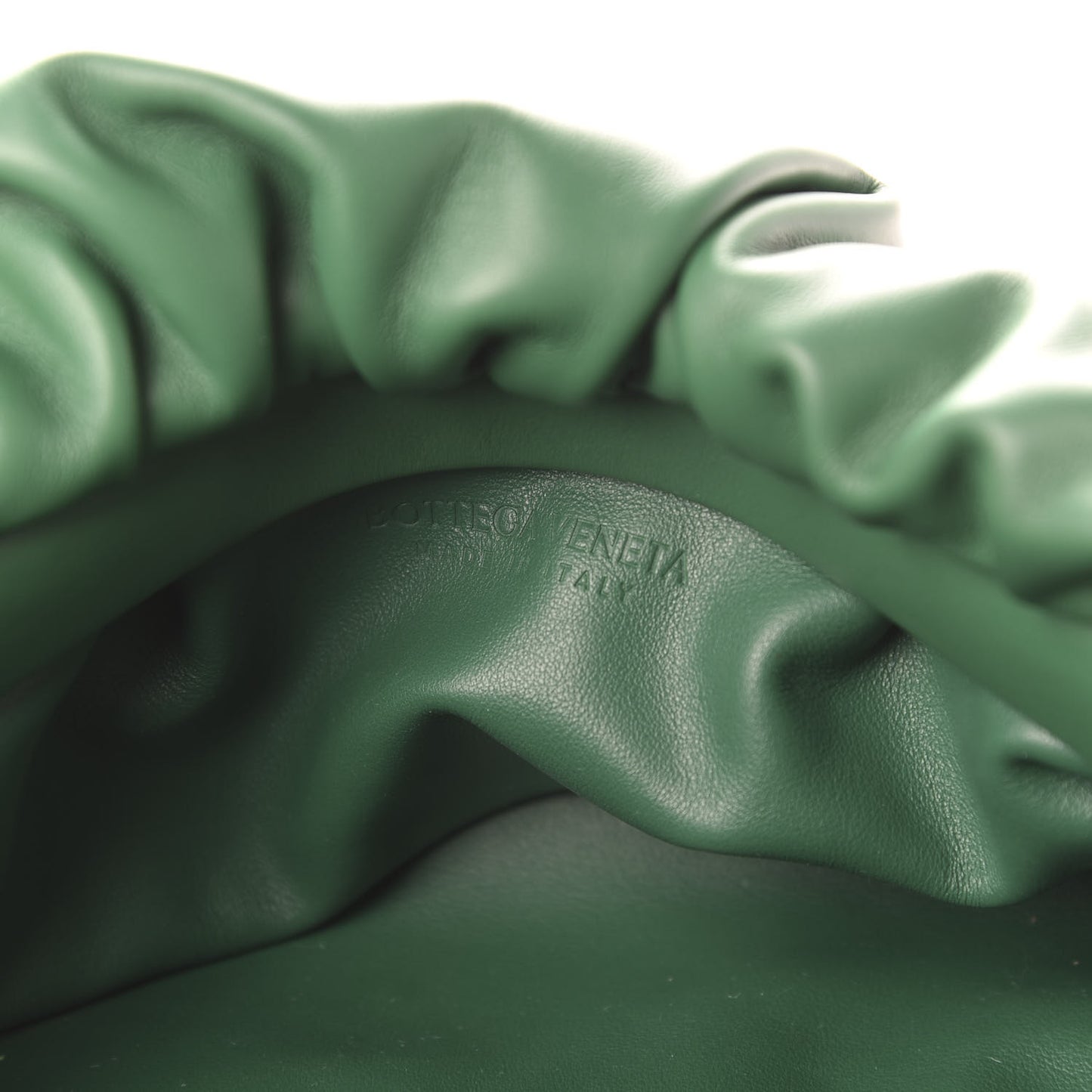 Calfskin The Pouch Chain Racing Green