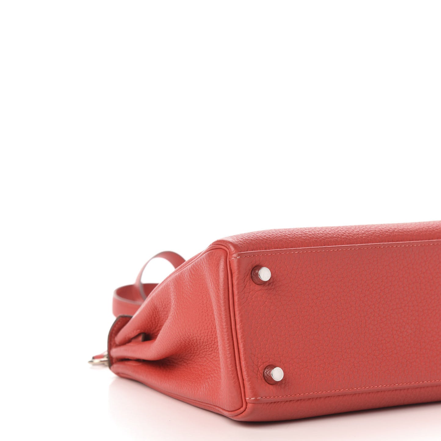 Togo Kelly Retourne 25 Rouge Pivoine