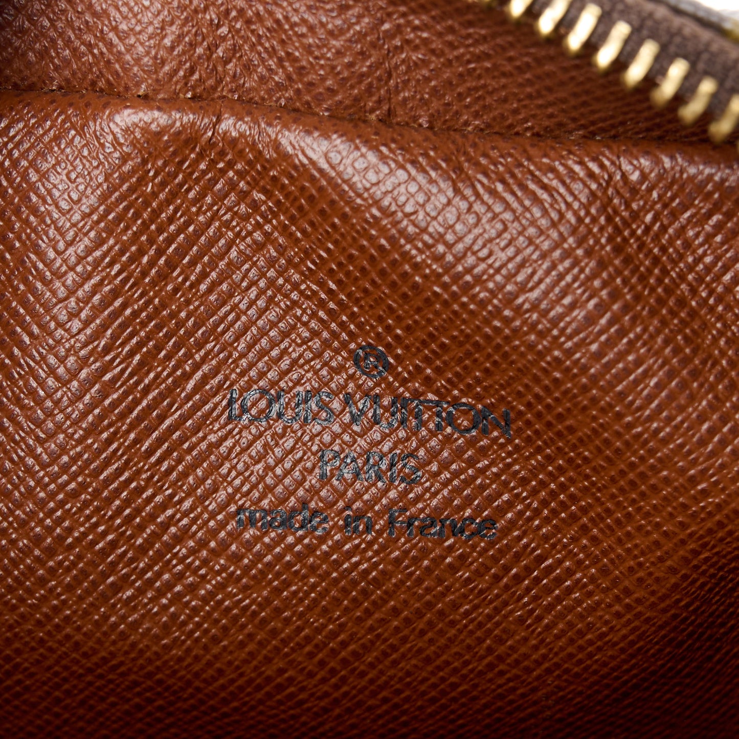 Monogram Amazone