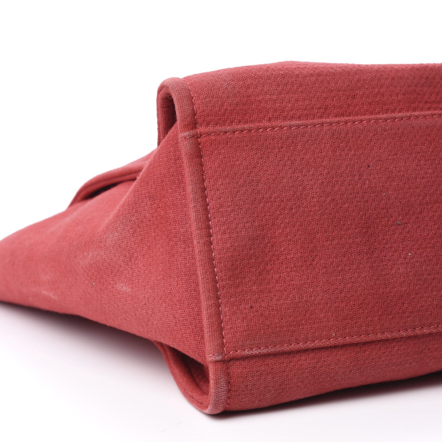 Canvas Medium Deauville Tote Red