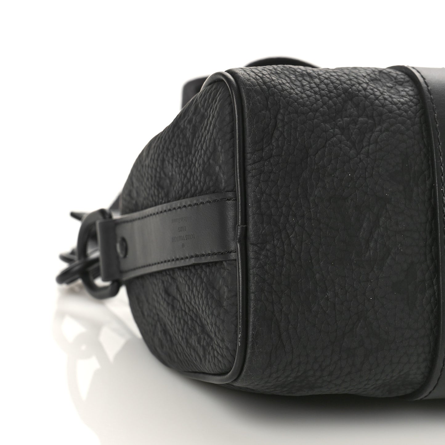 Monogram Taurillon Keepall Bandouliere 25 Black