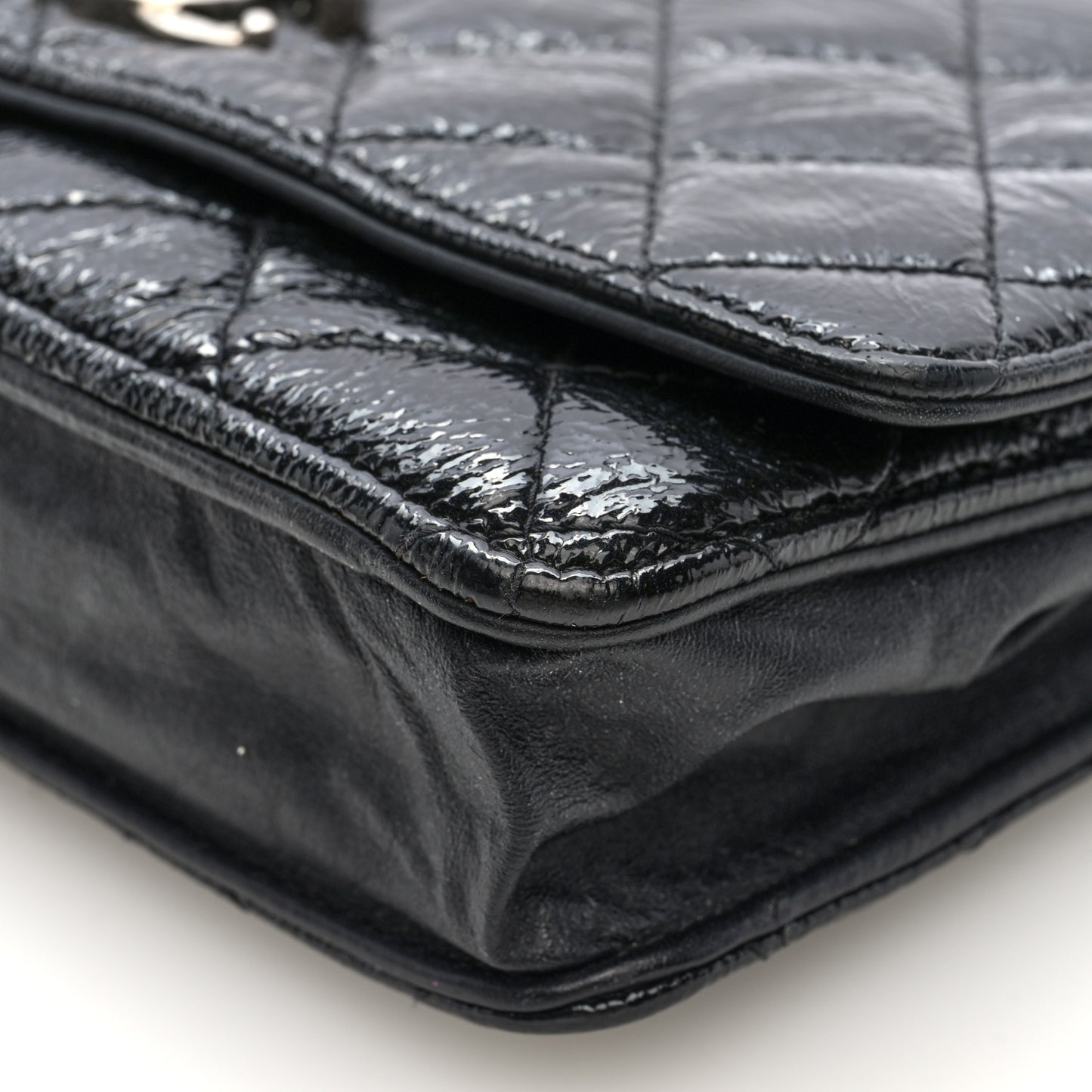 Patent Goatskin Quilted Paris Dallas Wallet On Chain WOC Black