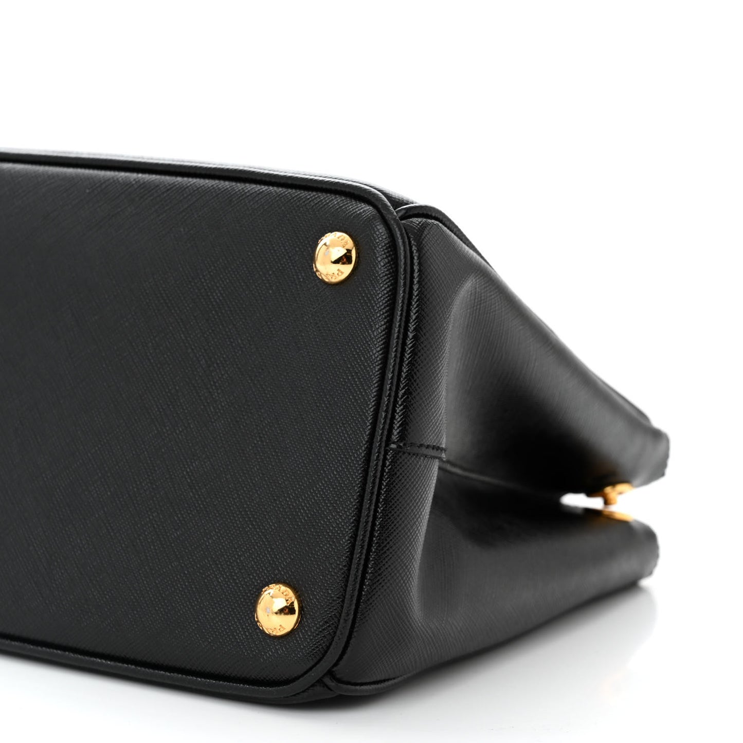 Saffiano Medium Galleria Double Zip Tote Black