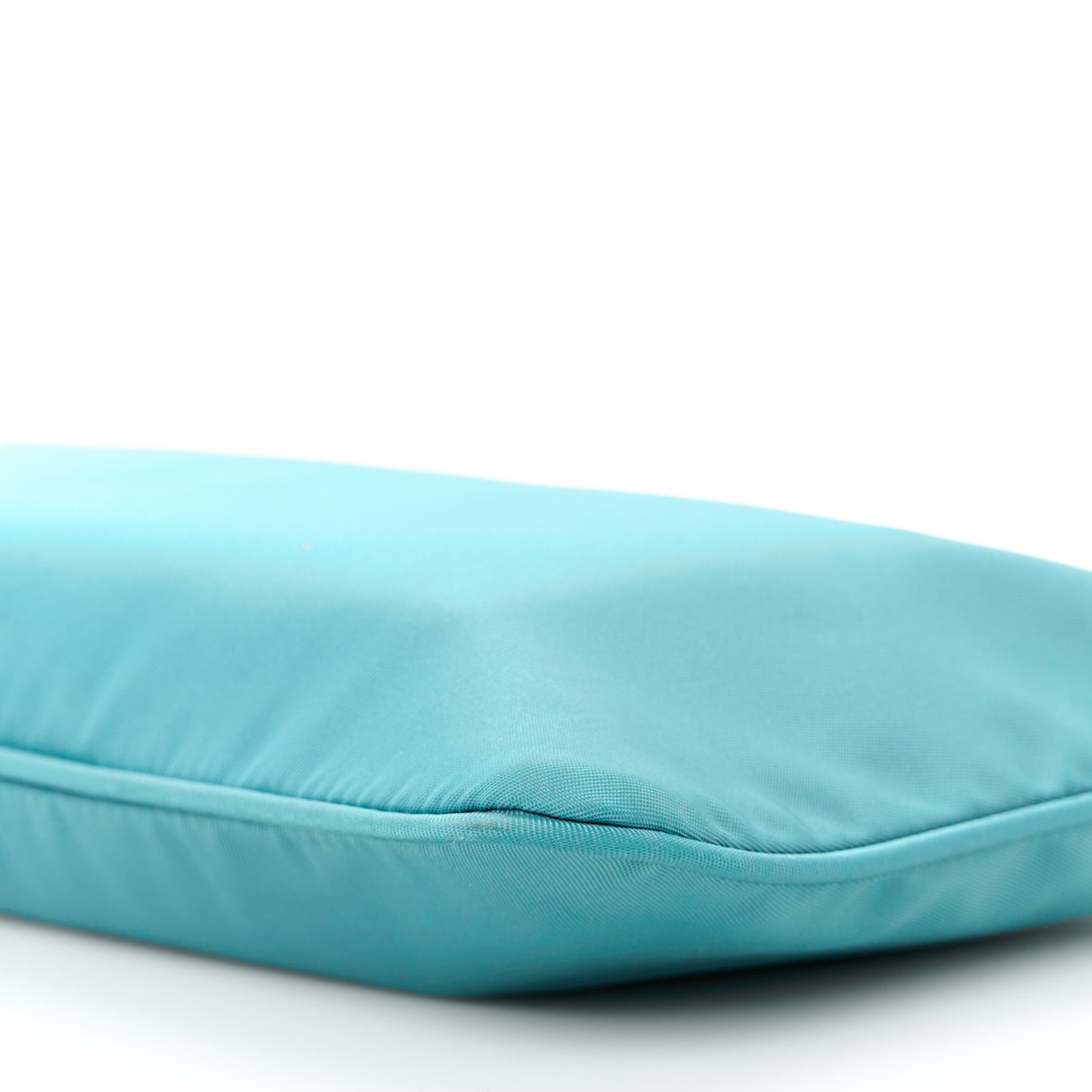 Tessuto Nylon Saffiano Wristlet Turchese