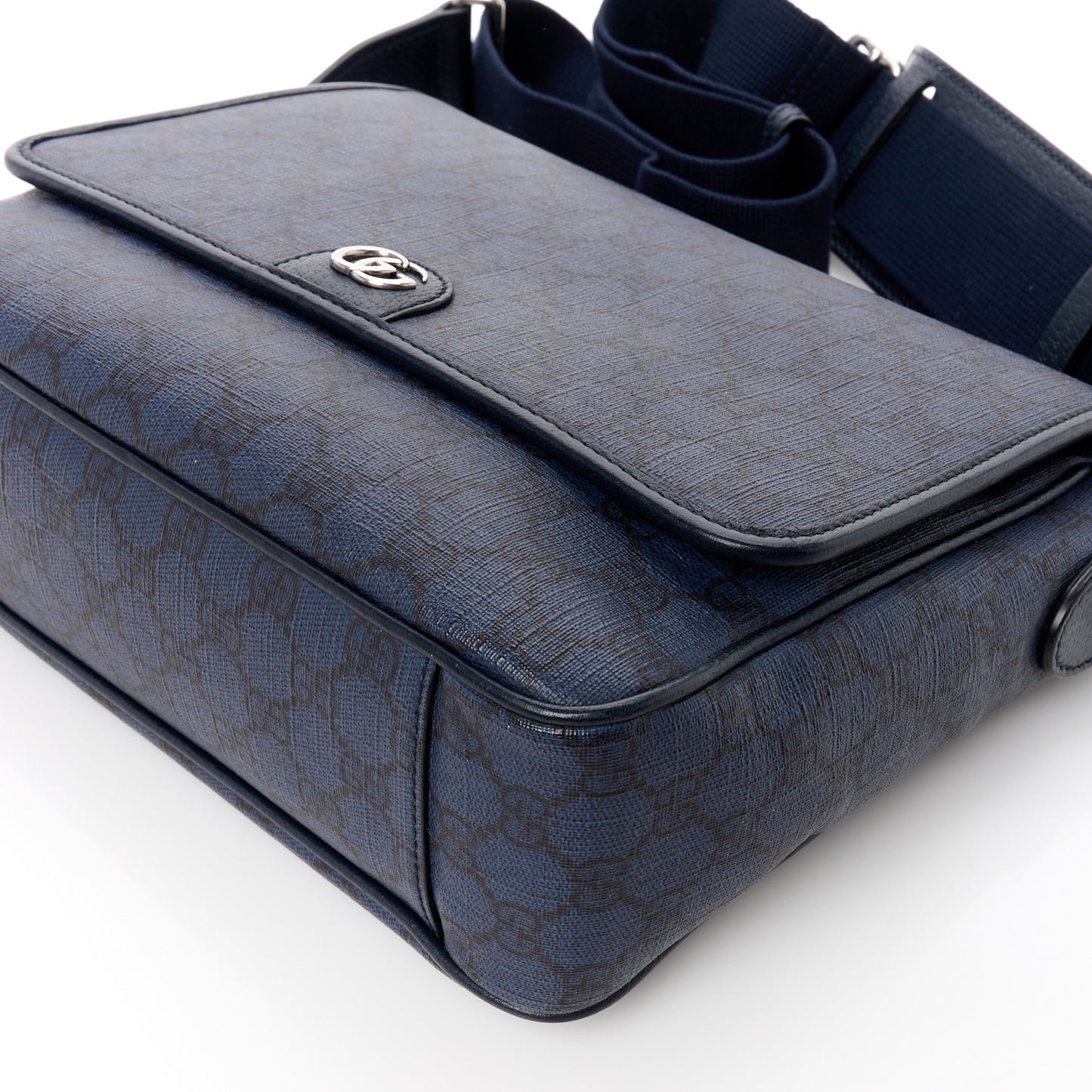 Tender GG Supreme Monogram Textured Dollar Calfskin Ophidia Messenger Bag Dark Blue