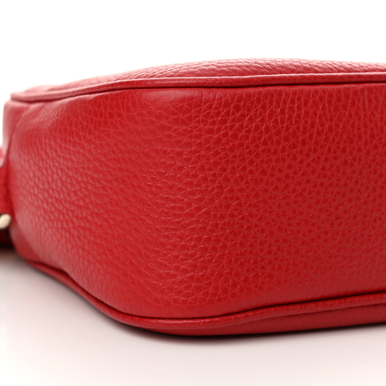 Gucci Pebbled Calfskin Small Soho Disco Bag Vibrant Red 8 of 9